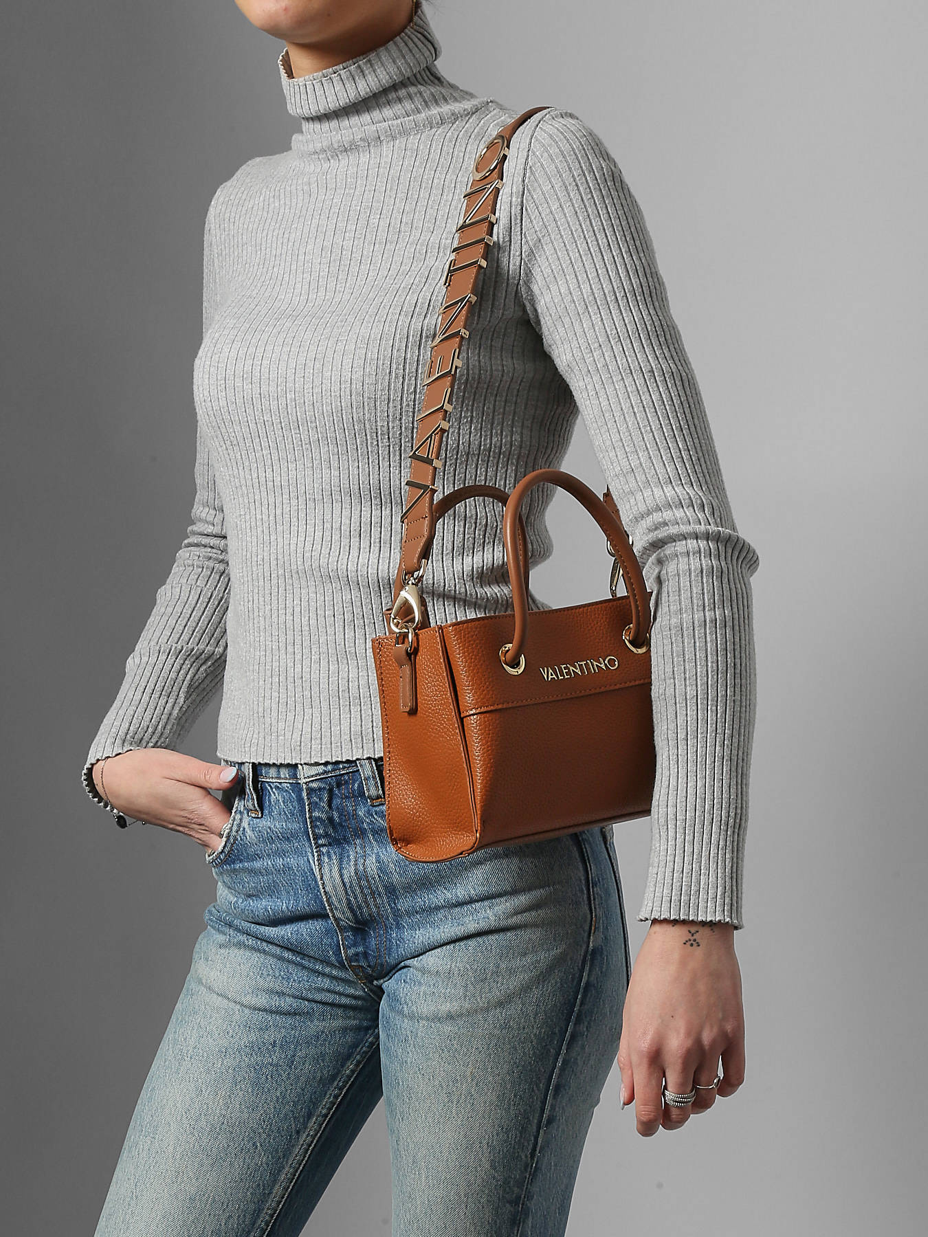 Valentino Crossbody bag VBS5A805 - best prices