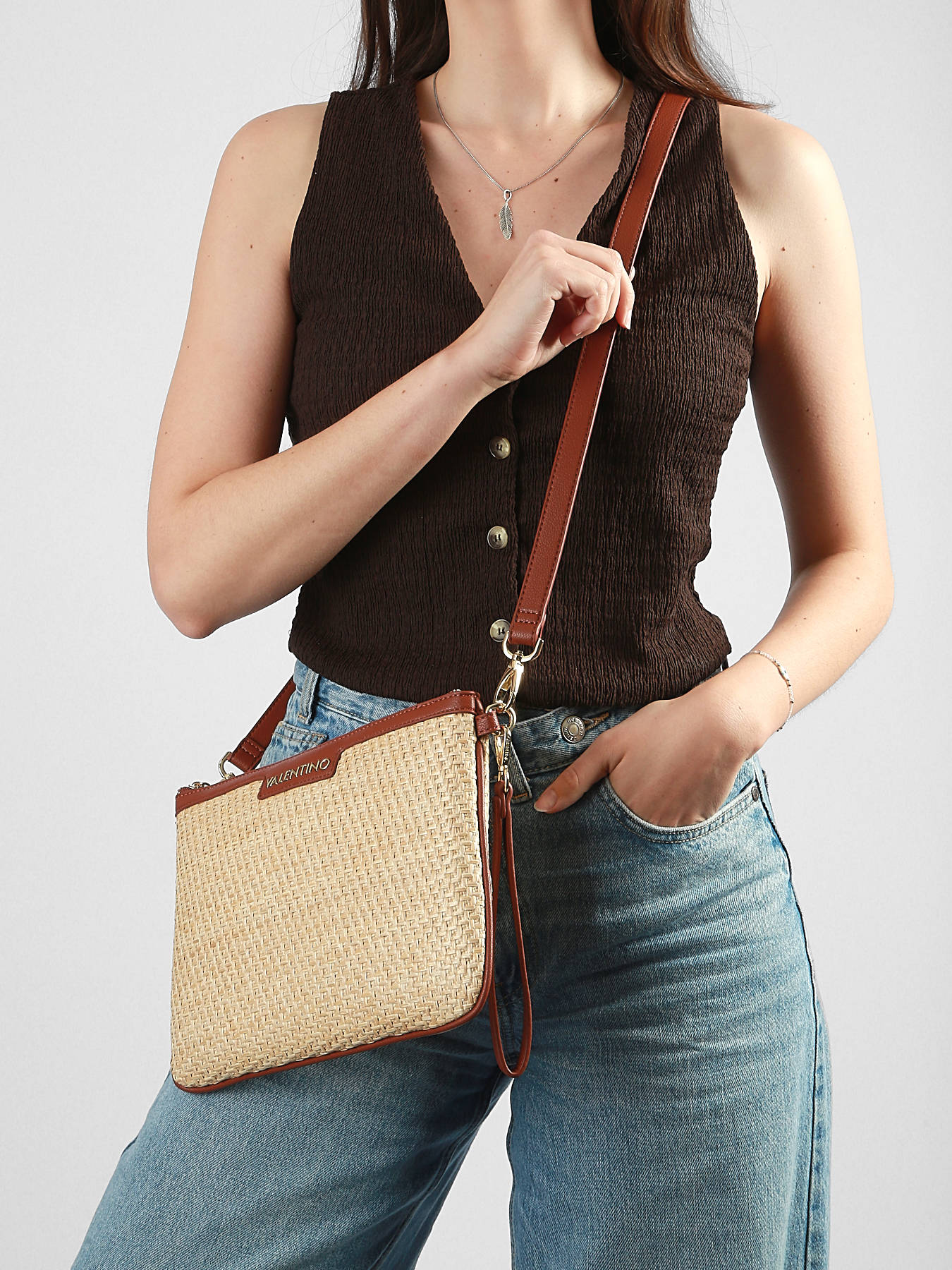 Valentino Crossbody bag VBS9R917 - best prices
