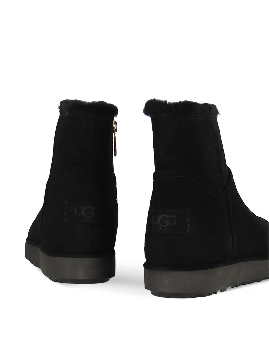 ugg classic mini noir