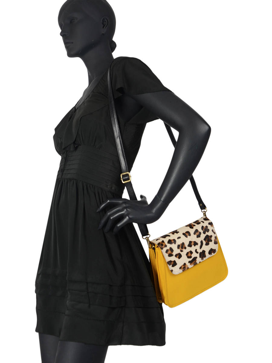 sac à main bandoulière moutarde