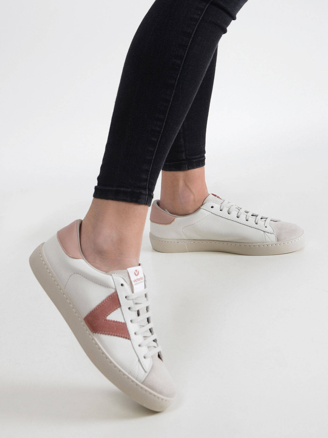 Baskets Victoria 1126142 nude en vente au meilleur prix