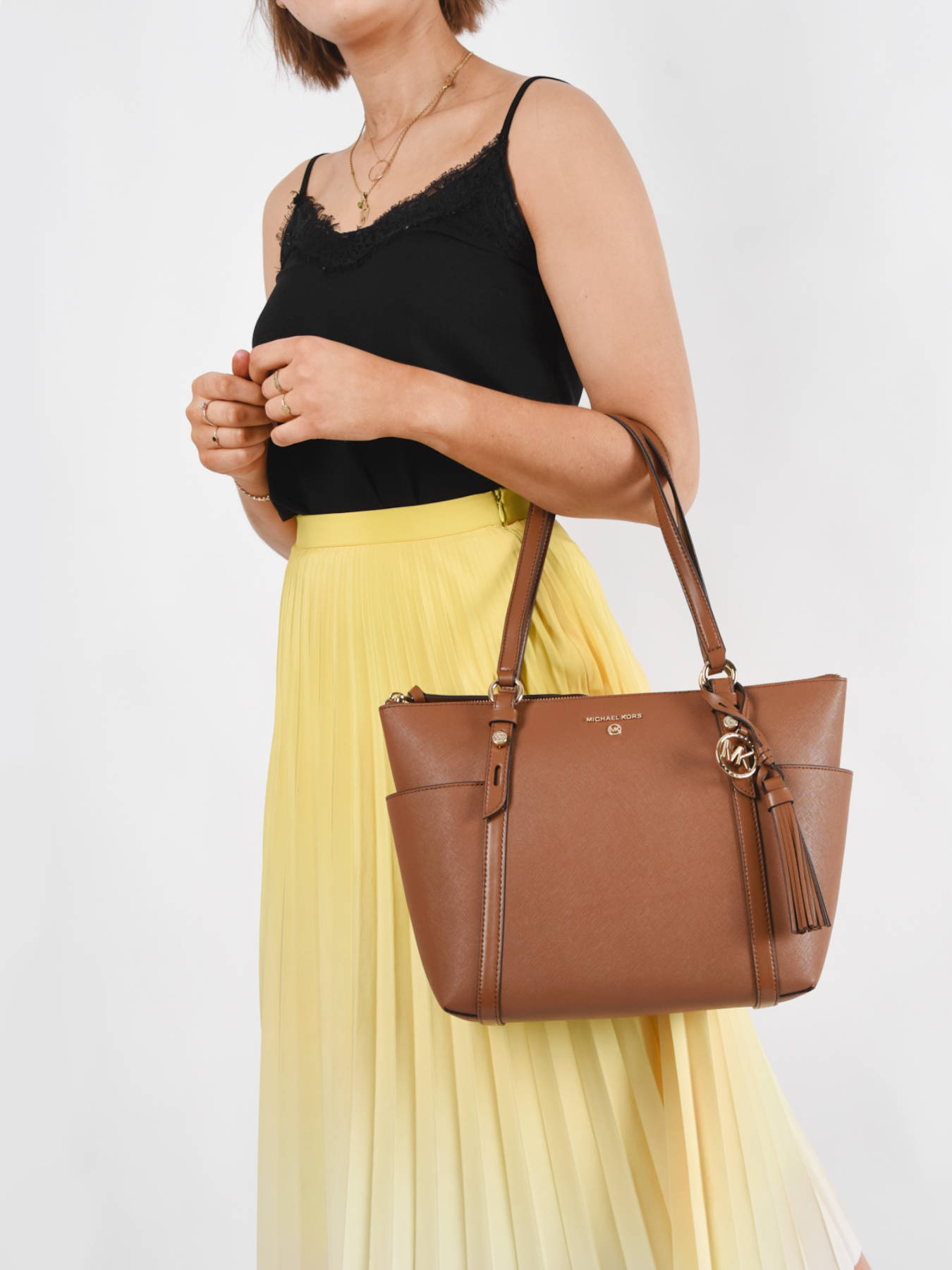 MICHAEL KORS: Michael bag in grained leather - Brown | Michael Kors  crossbody bags 32F7SGNM8L online at GIGLIO.COM