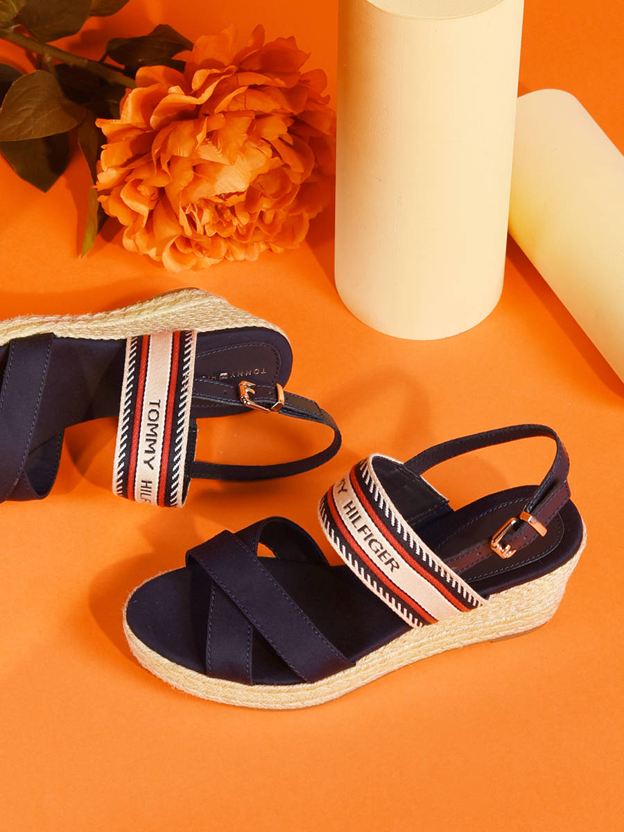 hilfiger sandals