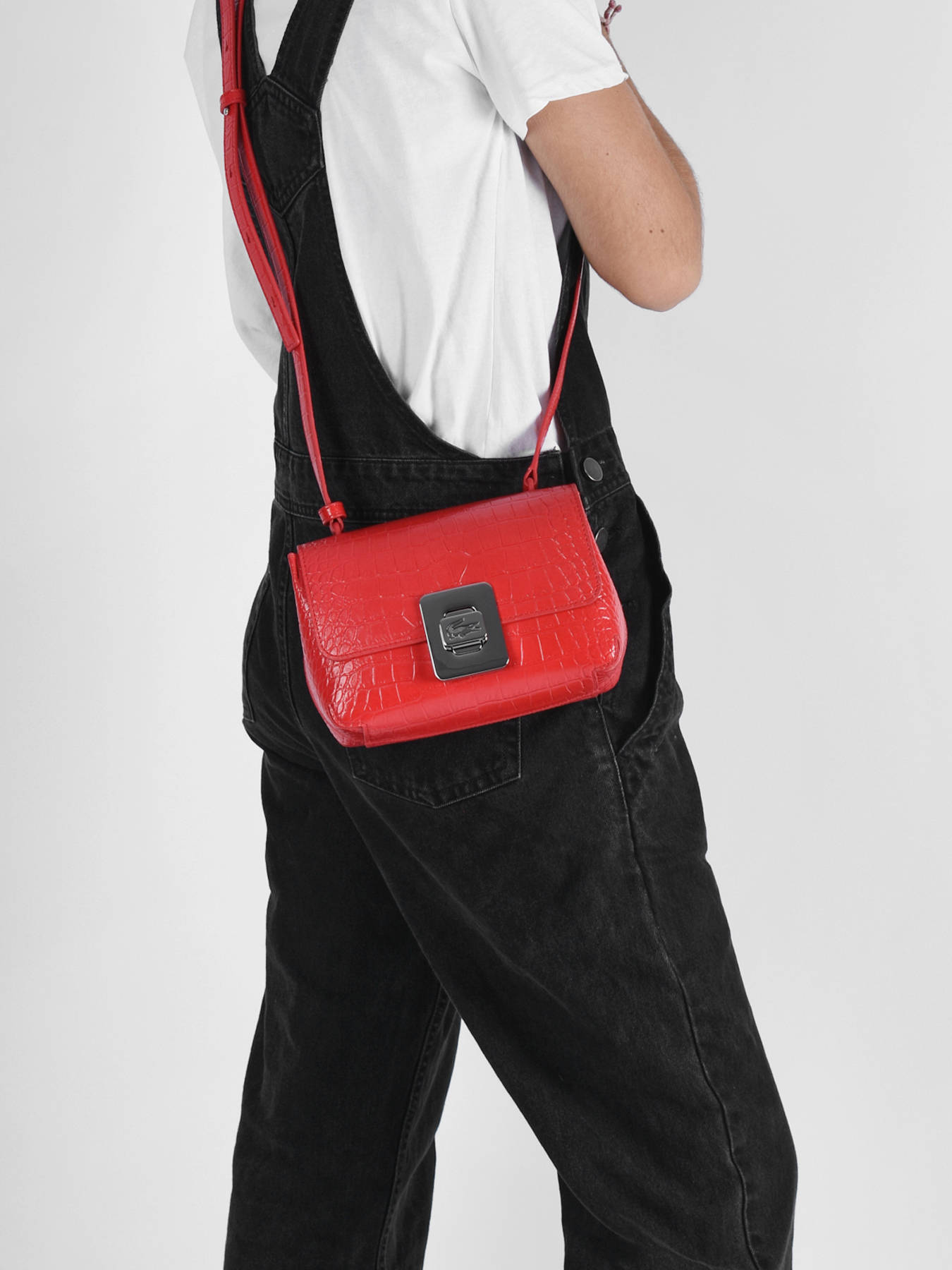 sac bandoulière lacoste