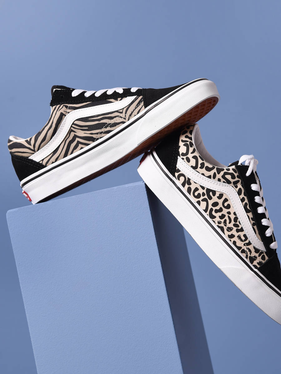 Vans Sneakers OLD SKOOL. - best prices