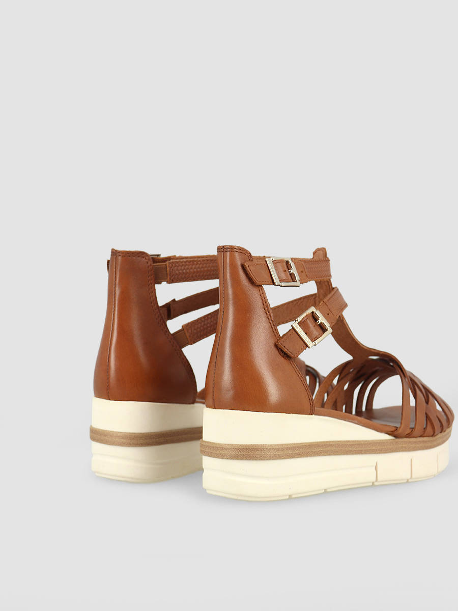 nu pied compense tamaris