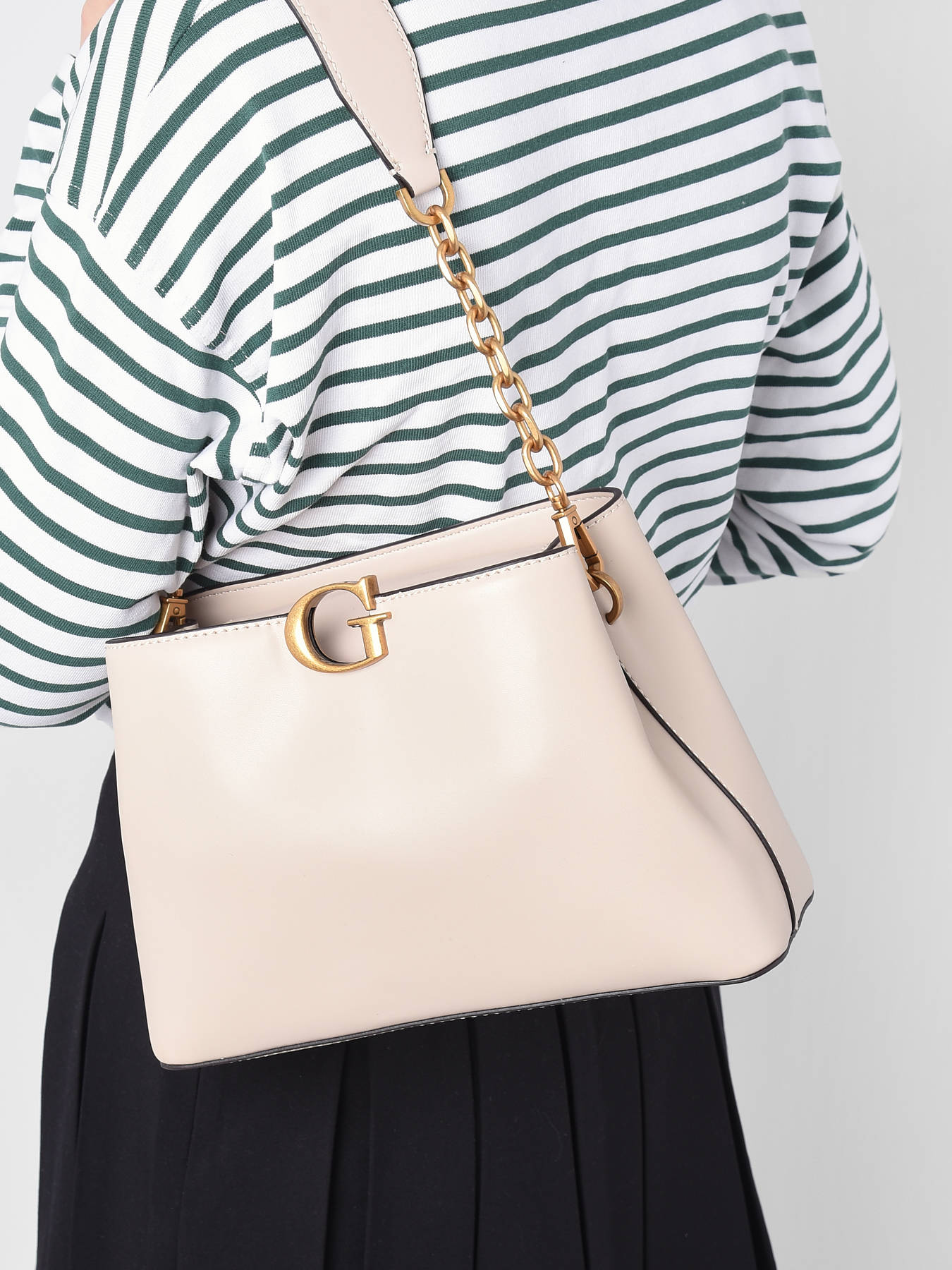 Guess Shoulder bag best prices