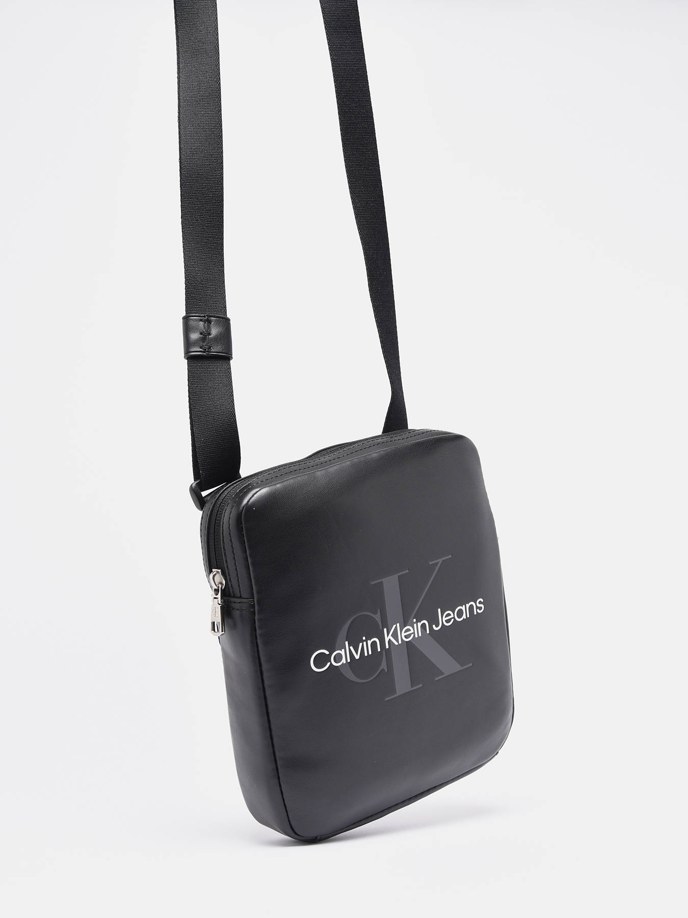 Calvin Klein Jeans Crossbody bag K50K510108 - best prices