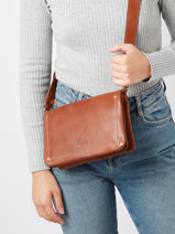 Sac Bandouli�re Boston Cuir Basilic pepper Marron boston BBOS02-vue-porte