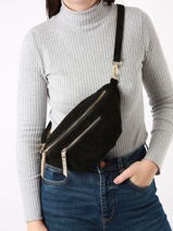 Leather Velvet Iris� Belt Bag Milano Black velvet VE23101-vue-porte