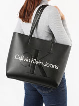 Shoulder Bag Sculpted Calvin klein jeans Black sculpted K610276-vue-porte