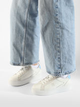 Sneakers En Cuir Tommy hilfiger Blanc women 82100F6-vue-porte