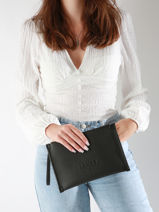 Pochette Zippe Jour Cuir Lancel Noir jour A13174-vue-porte