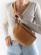 Sac Banane Caviar Cuir Milano Marron caviar CA21123-vue-porte