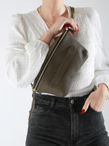 Supple Leather Neufmille Belt Bag Marie martens Green neufmille VLF-vue-porte