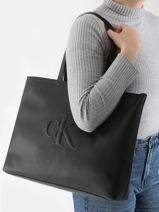 Sac Port� �paule Sculpted Calvin klein jeans Noir sculpted K612724-vue-porte