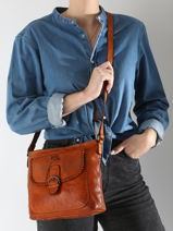 Sac Bandoulire Utility Cuir Basilic pepper Marron utility BUTI06-vue-porte