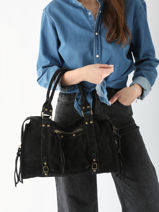A4 Size Shoulder Bag Velvet Leather Milano Black velvet VE24095-vue-porte