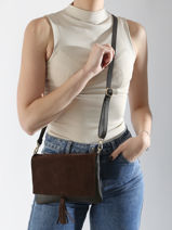 Sac Bandouli�re Velvet Caviar Cuir Milano Marron velvet caviar VC24114-vue-porte