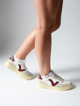 Sneakers In Leather Victoria Red women 1257136-vue-porte