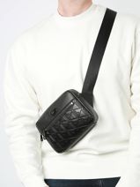 Sac Bandoulire Lacoste Noir monogramme NH4401MR-vue-porte