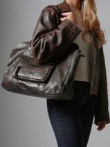 A4 Size Shoulder Bag Cow Leather Basilic pepper Brown cow BCOW78-vue-porte