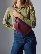 Sac Banane Caviar Cuir Milano Rouge caviar CA23111-vue-porte