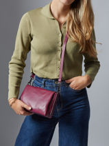 Sac Bandoulire Caviar Cuir Milano Rouge caviar CA25065-vue-porte