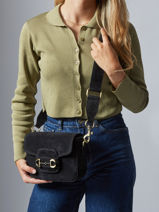 Shoulder Bag Velvet Leather Milano Black velvet VE260611-vue-porte