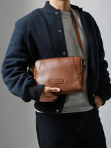 Sac Bandoulire Arthur & aston Marron jose 7-vue-porte