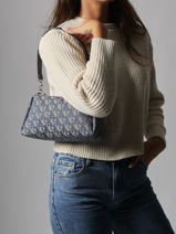 Sac Port paule Monogram Polyester Recycl Calvin klein jeans Bleu monogram 4K3142G-vue-porte