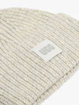 Bonnet-UGG-vue-porte