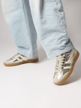 Sneakers En Cuir Gola Or women CLB783-vue-porte