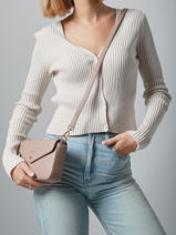 Sac Bandoulire Saffiano David jones Rose saffiano 5-vue-porte