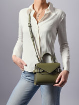 Small Grained Leather Emilie Crossbody Bag Le tanneur Green emily TEMI1006-vue-porte