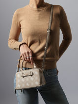 Sac Port� Main Silia Guess Beige silia GP989076-vue-porte