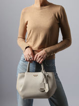 Satchel Amorette Guess Beige amorette BG789806-vue-porte