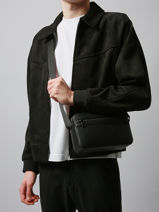 Crossbody Bag Monogram Tommy hilfiger Black monogram AM13837-vue-porte