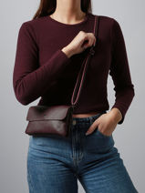 Sac Bandoulire Caviar Cuir Milano Rouge caviar CA23067-vue-porte