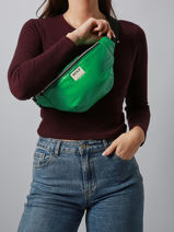 Sac Banane Wouf Vert glossy BW250027-vue-porte