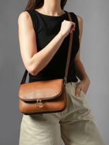 Medium Leather Tradition Crossbody Bag Etrier Beige tradition ETRA059M-vue-porte