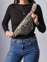 Sac Banane Hindbag Beige leopard LE-vue-porte