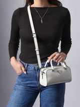 Satchel Arnela Polyurethane Guess White arnela NY949674-vue-porte