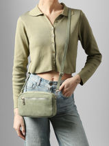 Sac Bandouli�re Velvet Cuir Milano Vert velvet VE25115-vue-porte