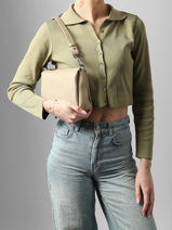 Sac Bandouli�re Caviar Cuir Milano Beige caviar CA25065-vue-porte