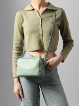 Sac Bandouli�re Caviar Leather Milano Green caviar CA25112-vue-porte