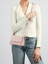 Sac Bandouli�re Saffiano Miniprix Rose saffiano F5023-vue-porte