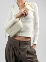 Sac Banane Valentino Beige miramar VBS7UE54-vue-porte