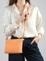 Leather Palma Crossbody Bag Nathan baume Orange nathan 27-vue-porte