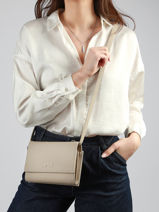 Leather Thelma Crossbody Bag Nathan baume Beige n city 12-vue-porte